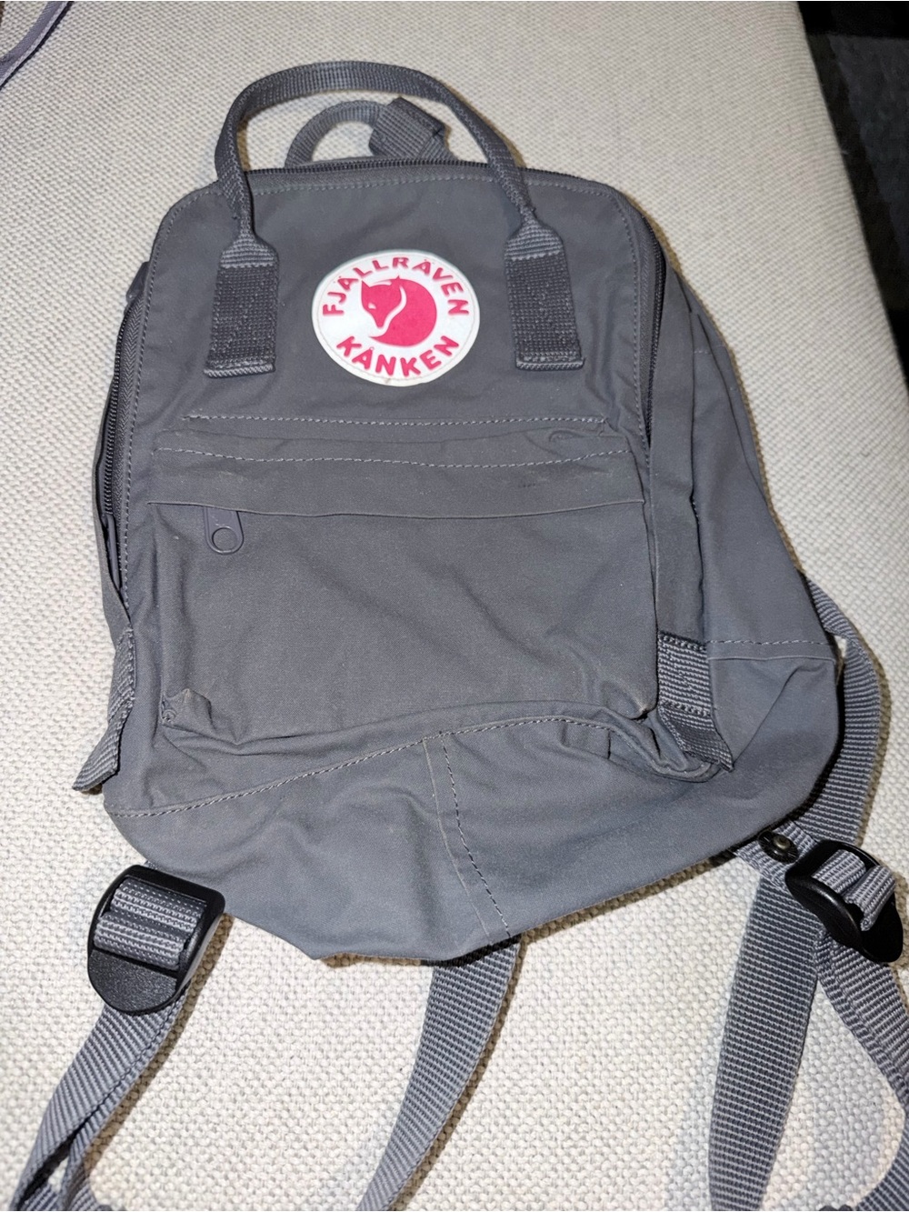 Fjällräven Kånken Mini Backpack in gray